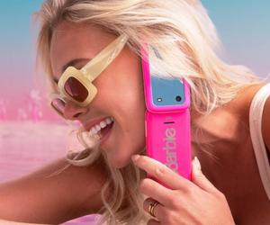 HMD zaprezentowało telefon Barbie