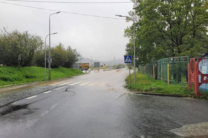 Kiedy będzie prąd na zalanych terenach? "Zmobilizowaliśmy wszystkie siły, żeby przywrócić zasilanie"