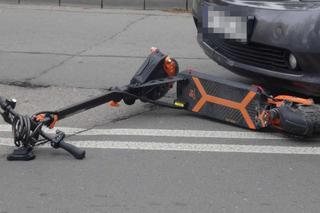 Osobówką potrąciła 14-latkę na hulajnodze. Dziewczynę zabrło pogotowie