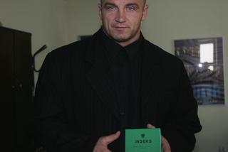 Mariusz Pudzianowski skończył studia