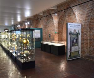 Fromborskie muzeum opanowały globusy