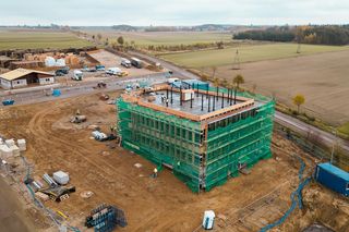 Budowa biurowca Sylva Drewno w technologii drewna klejonego krzyżowo, CLT