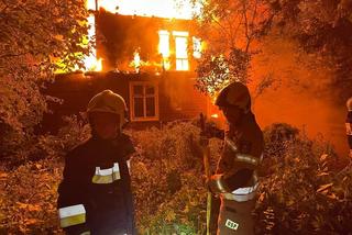 Strażacy pokazują, jak walczyli z ogniem w Kazimierzu Dolnym