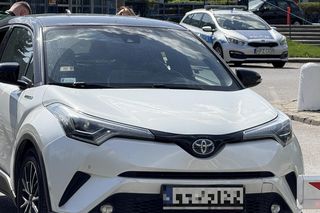 Kolizja na szpitalnym parkingu w Warszawie. Alkomat oszalał! Kierująca miała prawie 4 promile 