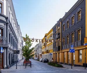 Kamienice u zbiegu ul. Włókienniczej i Wschodniej w Łodzi