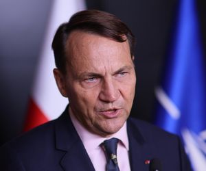 Sikorski spotkał się z Zełenskim w Kijowie. Polska i Ukraina zacieśniają współpracę obronną. Chodzi m.in. o drony