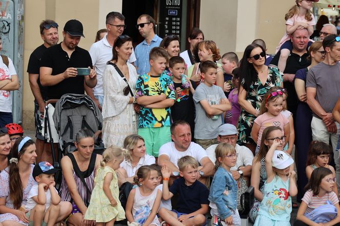 Tłumy na Carnavalu Sztukmistrzów 2025 w Lublinie - dzień trzeci