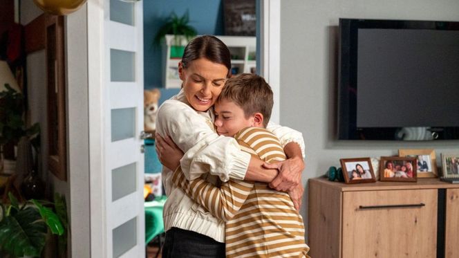 Barwy szczęścia odc. 3141. Kasia (Katarzyna Glinka), Ksawery (Bartosz Gruchot)