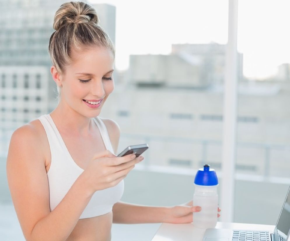 Aplikacje fitness pomagają zachować systematyczność i motywację do treningów.