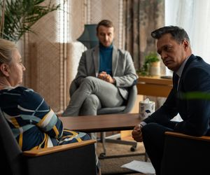 Na dobre i na złe odc. 951. Andrzej Falkowicz (Michał Żebrowski), pani Jadzia (Aldona Jankowska)