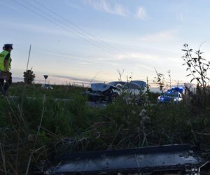 Trzy osoby poszkodowane w wypadku niedaleko Kościana. Policja wyjaśnia kto zawinił