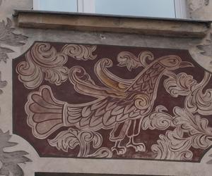 Sgraffito w Białymstoku. Zabytkowe pra-murale rodem z PRL-u