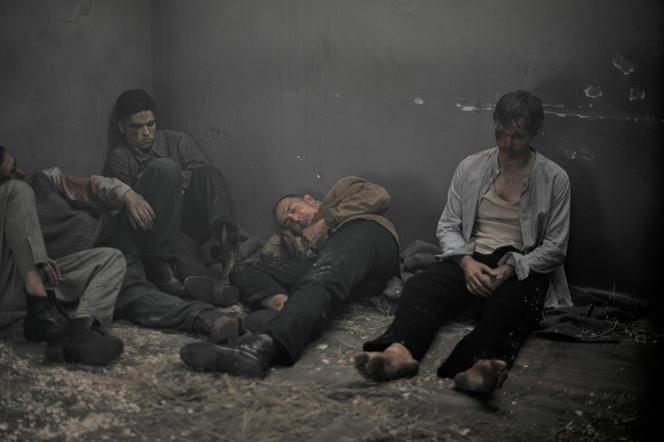 	Stulecie Winnych 2 sezon odcinek 24. Paweł (Tomasz Włosok)