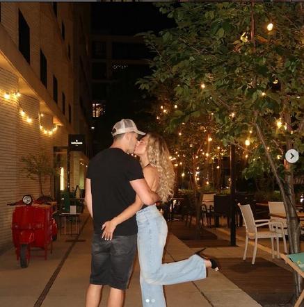 Wakacje gwiazd. Jasper Sołtysiewicz, Wiktoria Gąsiewska. Hiszpania