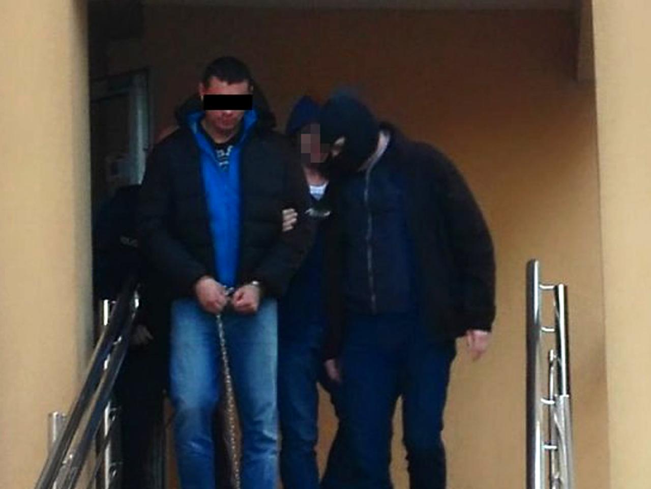 FALSZYWI POLICJANCI TEM 1