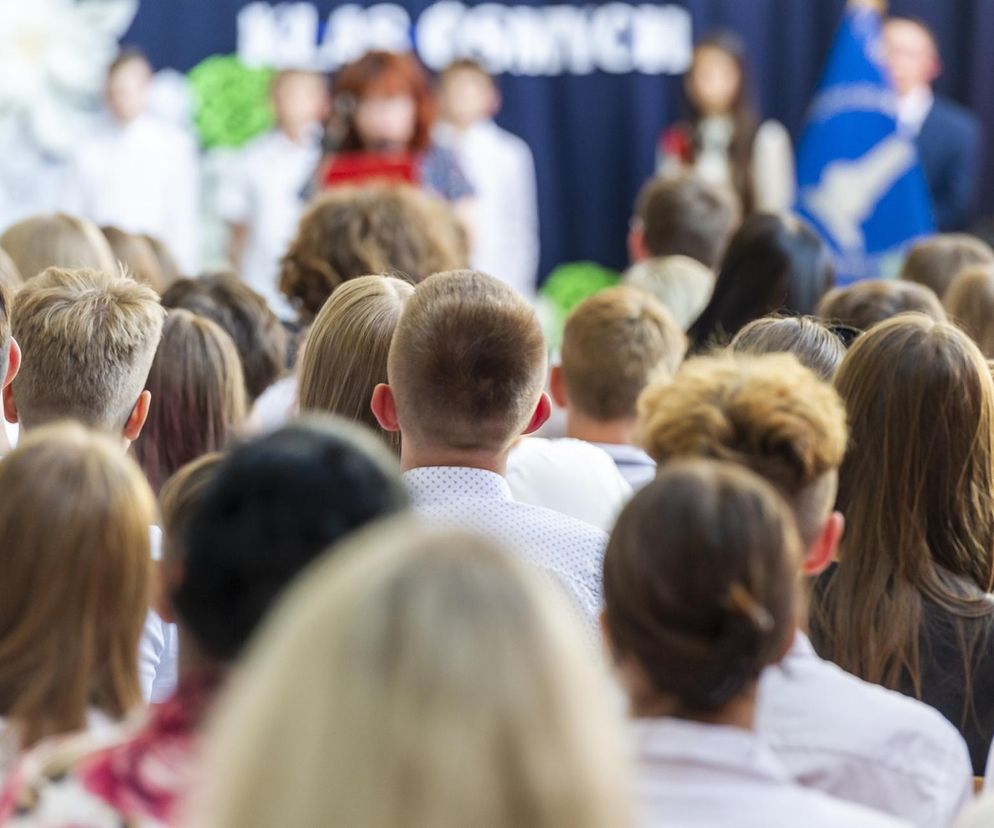 Zakończenie roku szkolnego przesunięte! Oficjalny komunikat MEN. Co się stało?