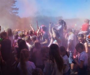 Holi Festival, czyli Święto Kolorów w bydgoskim Myślęcinku [ZDJĘCIA]