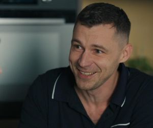 Barwy szczęścia, odcinek 3172. Karol (Jan Wieczorkowski), Darek (Andrzej Niemyt)