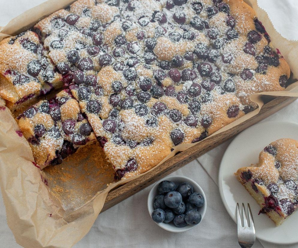 Lekki jak chmurka, znika jak bańka – sezonowy biszkopt, który pokochasz od pierwszego kęsa