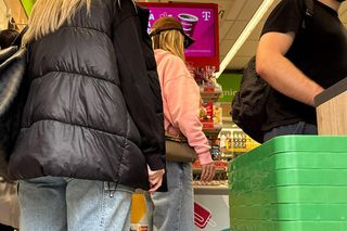 Doda w Żabce z torebką za 150 tyś zł 