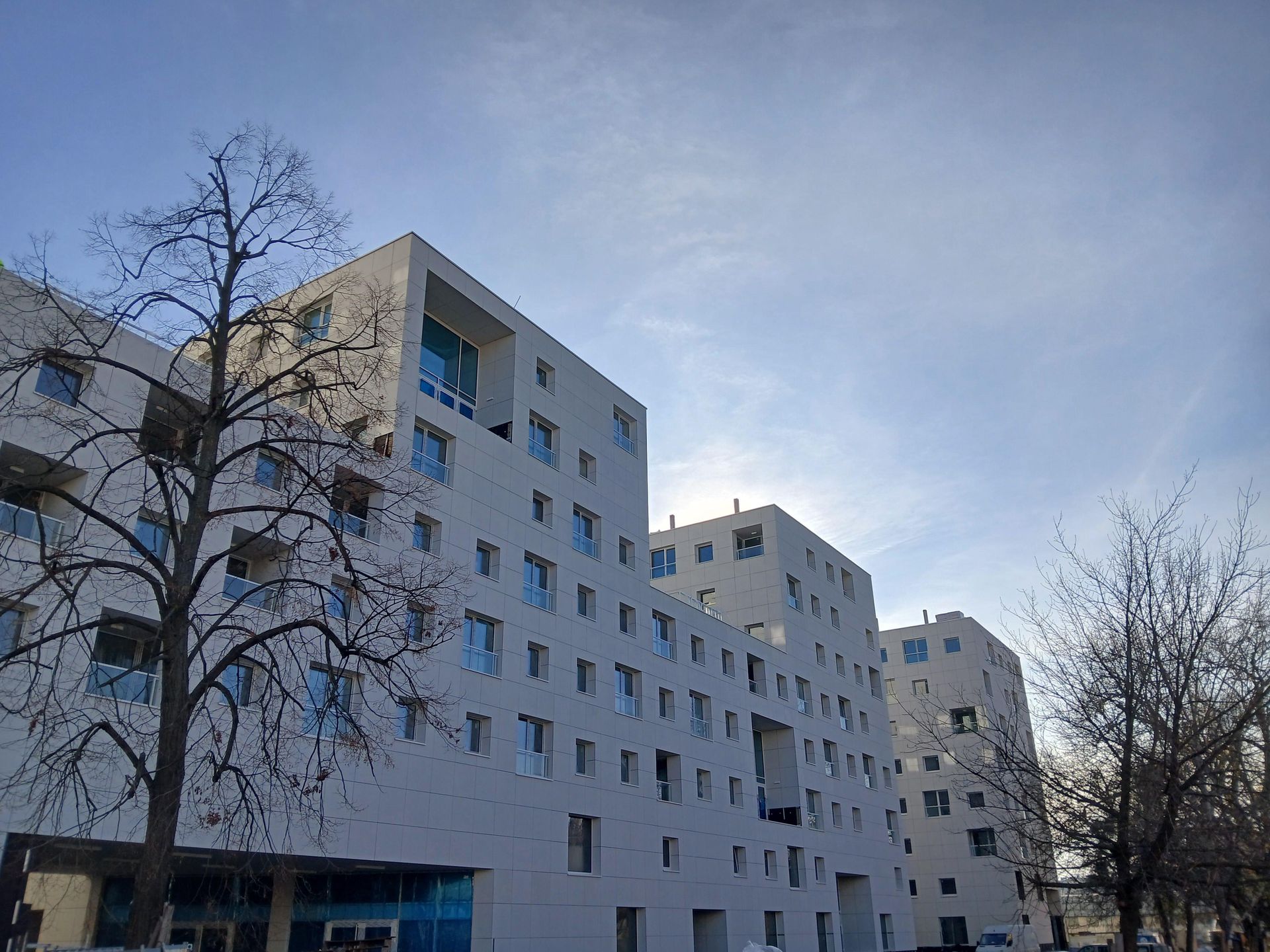 TBS na Ochocie projektu pracowni JEMS Architekci