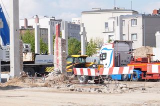 Na Górczynie powstaje nowy sklep. Po dawnym Górczyńskim Centrum Handlowym nie ma już nic