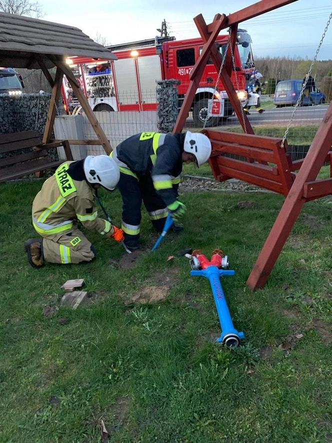 Pożar zakładu stolarskiego w Parszowie 30-03