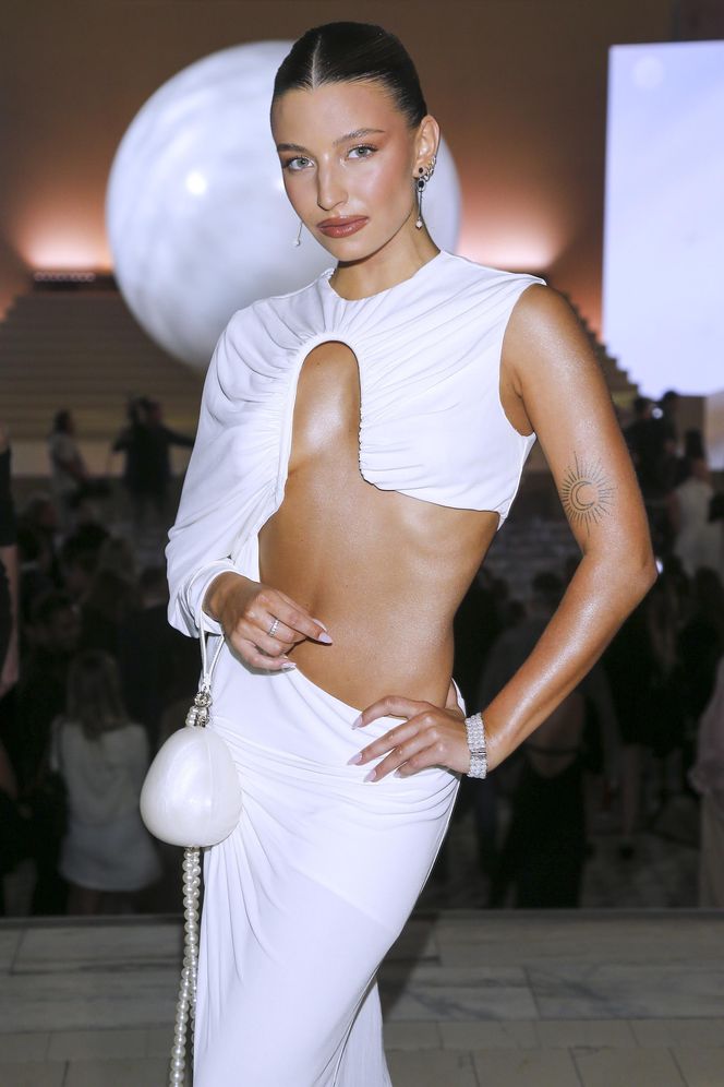 Julia Wieniawa nie traktuj mnie poważnie, to tylko seks