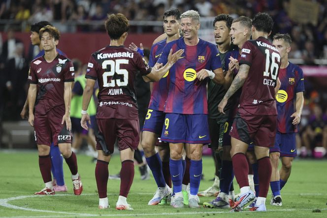 Barcelona już bije rywali.  Robert Lewandowski zaczął sezon od asysty w otoczeniu „dzieciaków”