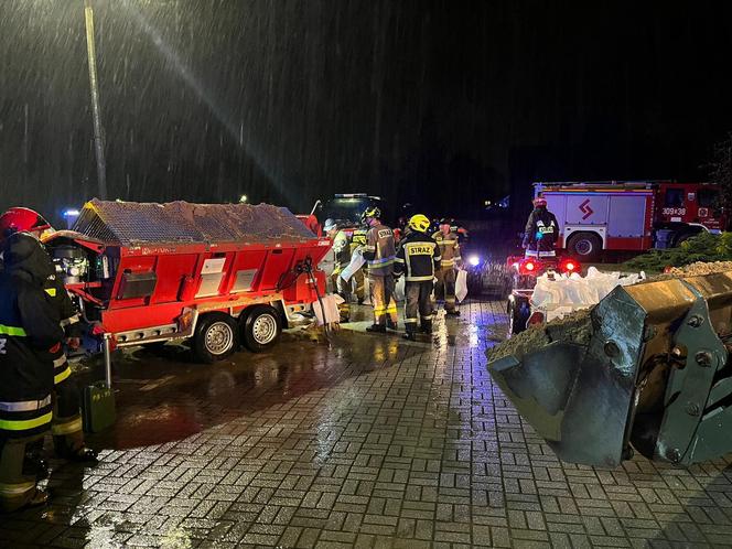 Zagrożenie powodziowe w Polsce. Strażacy interweniowali już 1,3 tys. razy 