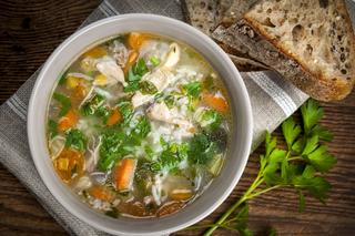 Najlepsza zupa jarzynowa - z młodych warzyw i z mnóstwem zieleniny