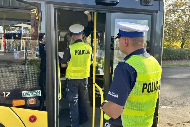 Mysłowice: Autobus potrącił 80-latkę, gdy przechodziła na zielonym. Trafiła do szpitala