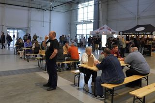 11-12 października Targi Lublin zamieniły się w w największy pub w mieście! Trwają tam Lubelskie Targi Piw Rzemieślniczych