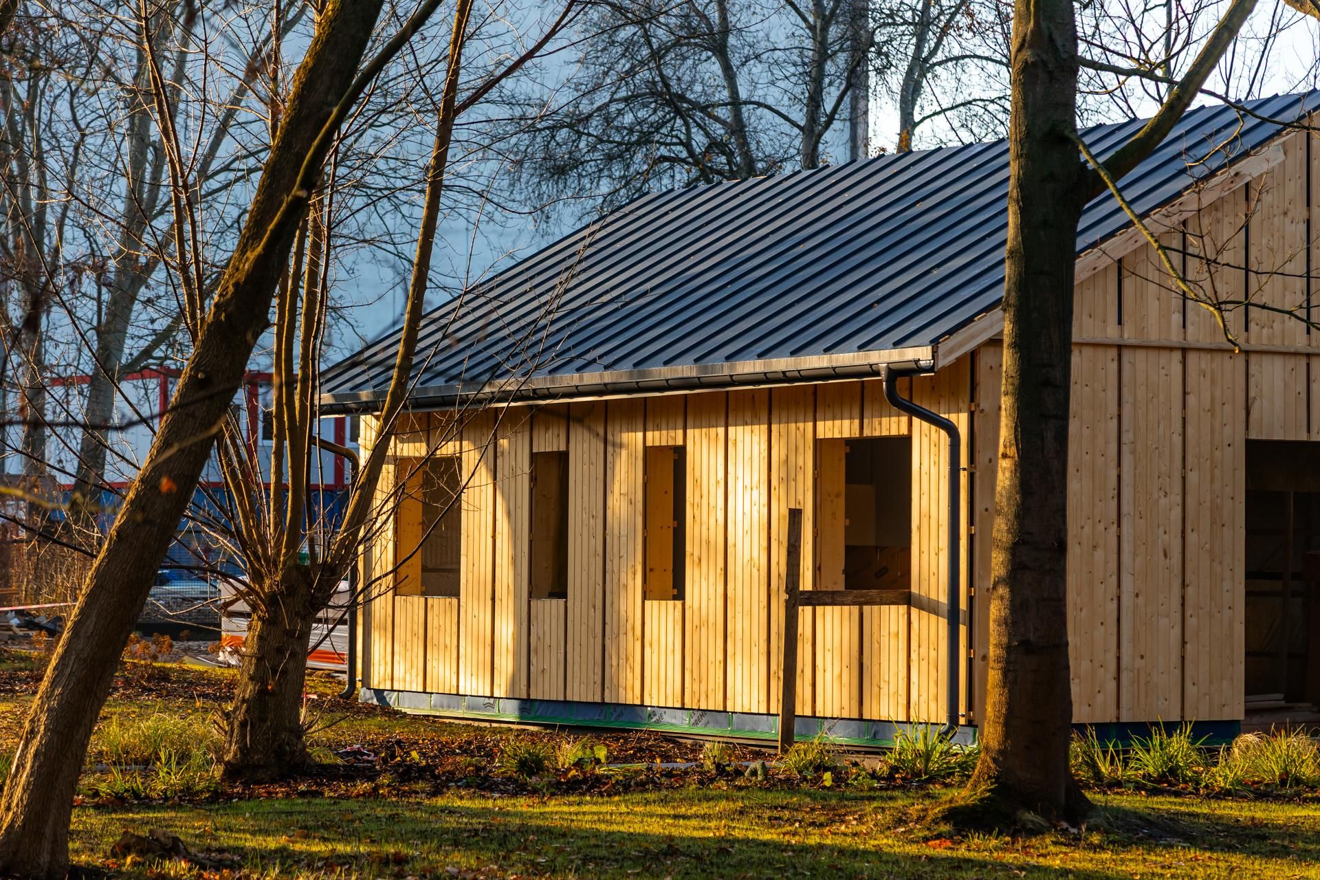 Odbudowa domków fińskich na Polu Mokotowskim