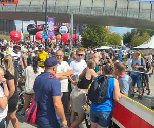 Tour de Pologne w Katowicach. Kolarze bawią się z kibicami