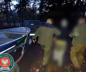 Kontrolowali jeziora, złowili pijanego kierowcę