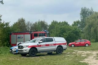 Człowiek wpadł do Odry? Akcja służb we Wrocławiu, na brzegu rzeki zostawiono kulę inwalidzką 