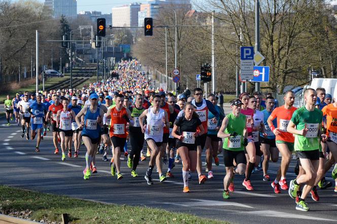 10. PKO Poznań Półmaraton - zdjęcia biegaczy