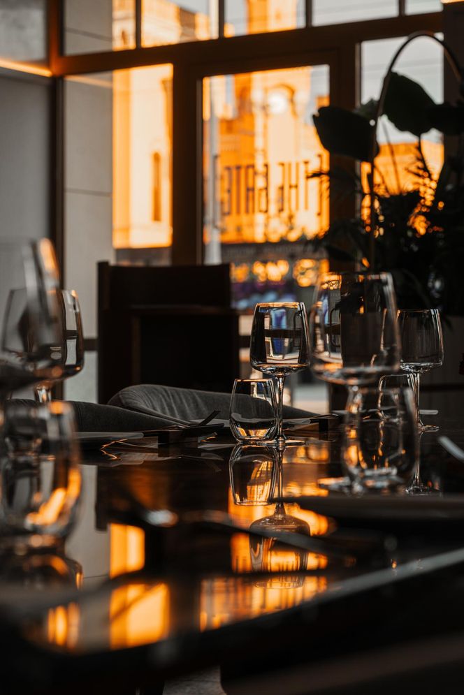 Mövenpick Grand Hotel