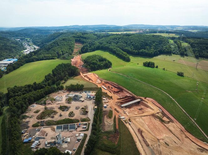 Autostrada D11 w Czechach - zdjęcia z budowy - sierpień 2025