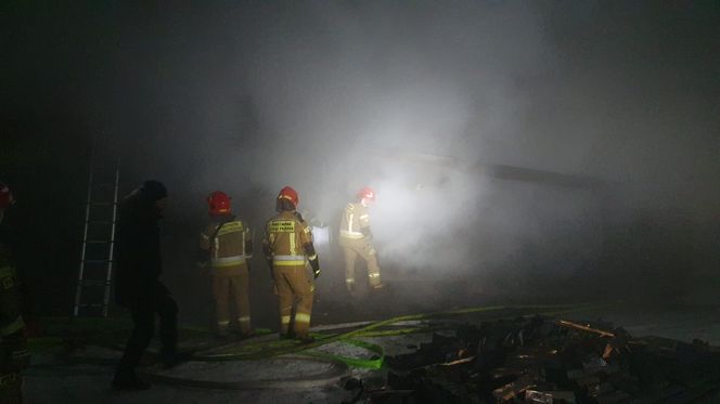 Pożar na Skrzycznem zagrażał schronisku