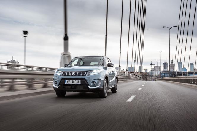 TEST Suzuki Vitara Hybrid - czy miękka hybryda naprawdę coś zmienia? OPINIA, DANE TECHNICZNE