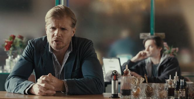 Na dobre i na złe odc. 961. Maks Beger (Tomasz Ciachorowski), haker Drago (Piotr Gadomski),