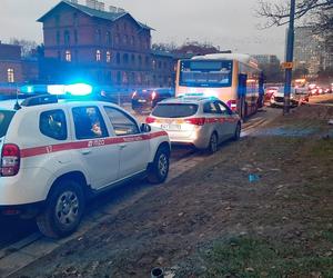Czarna seria w Warszawie. Kolejny wypadek autobusu miejskiego! Są ranni