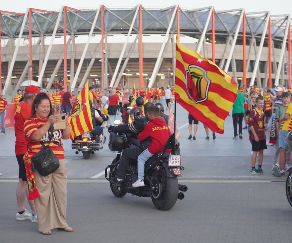 Jagiellonia walczy o awans do Ligi Konferencji. Trwa mecz z Silkeborgiem w Białymstoku