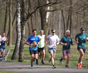 Parkrun Katowice. Wielkanocne bieganie w Parku Kościuszki