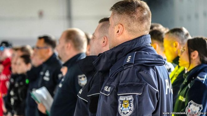 Wrocław. Ćwiczenia na terenie Portu Lotniczego im. Mikołaja Kopernika [ZDJĘCIA].