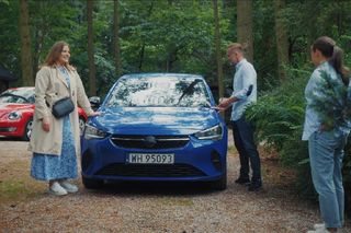 M jak miłość, odcinek 1820. Anita (Melania Grzesiewicz), Andrzej (Krystian Wieczorek), Magda (Anna Mucha)