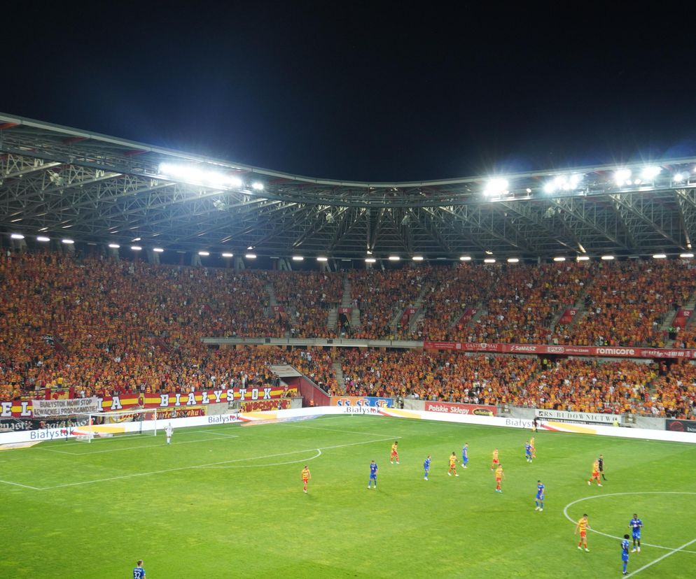 Międzynarodowy futbol w Białymstoku! Polacy zagrają z Włochami na Chorten Arena