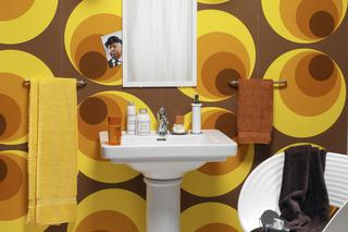 Tapeta w łazience w geometryczne wzory